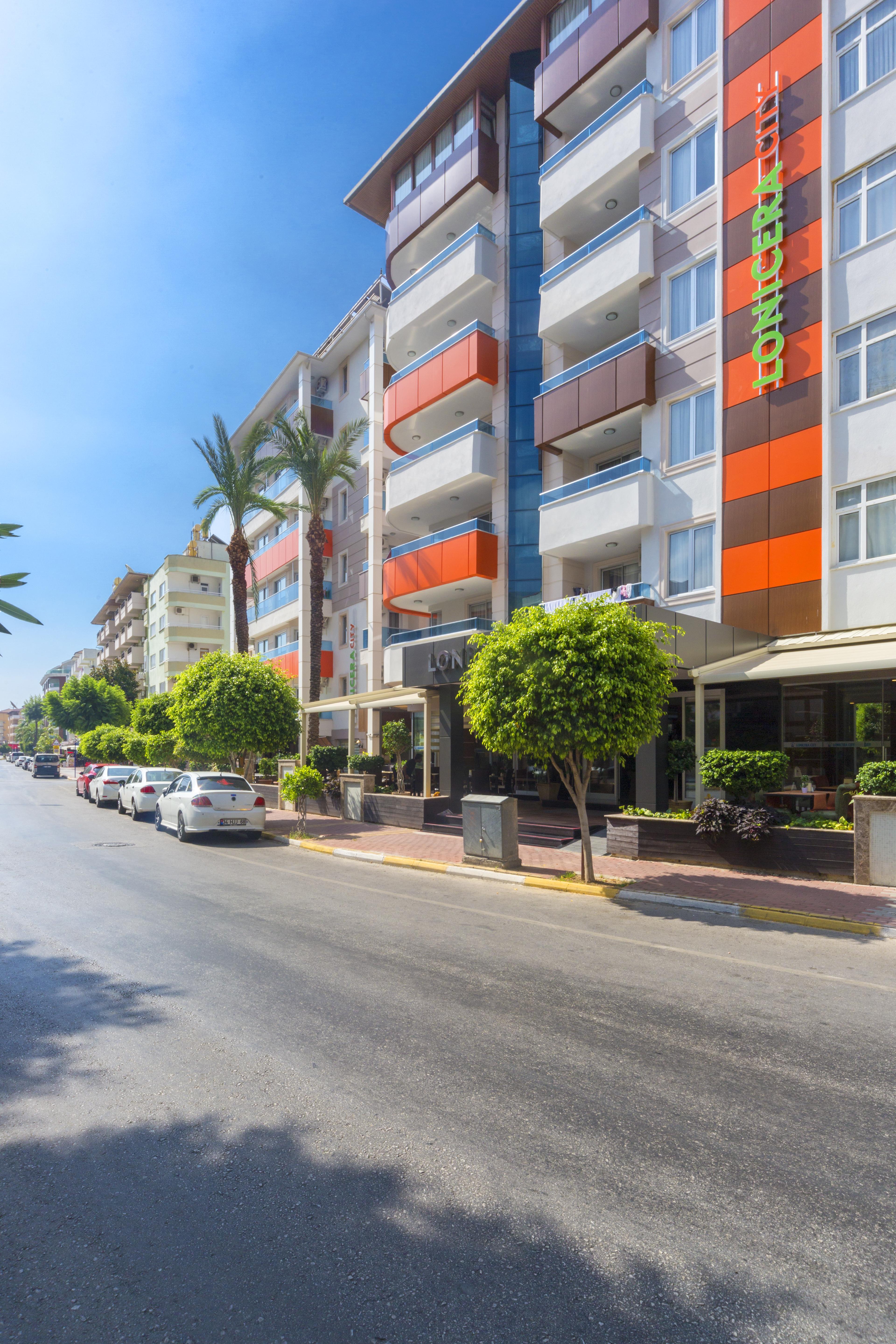 Lonicera Otel 3*