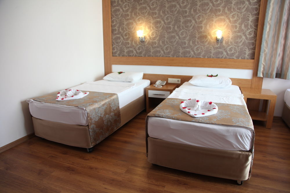 Otel Lonicera 3*